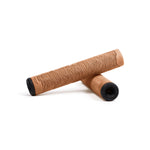 Tilt Topo Two Grips - Gum
